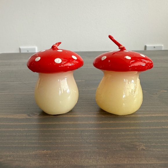 2 x vintage mushroom candle - Picture 1 of 14
